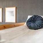 Отель Hotelli Jaemsae *