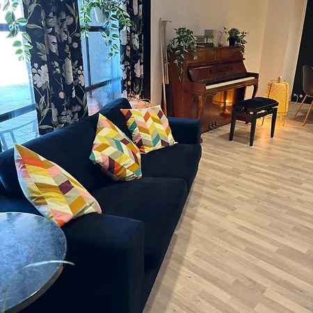 Отель Hotelli Jaemsae