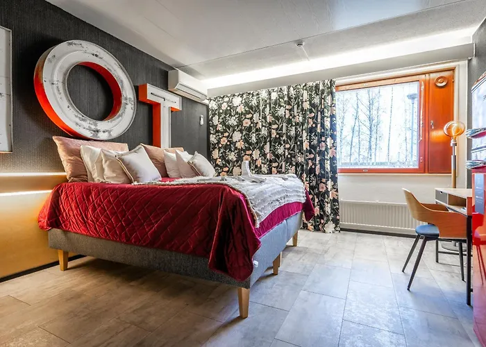 Отель Hotelli Jaemsae *