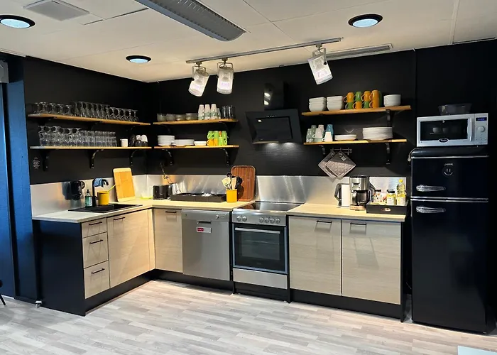 Отель Hotelli Jaemsae Йямся