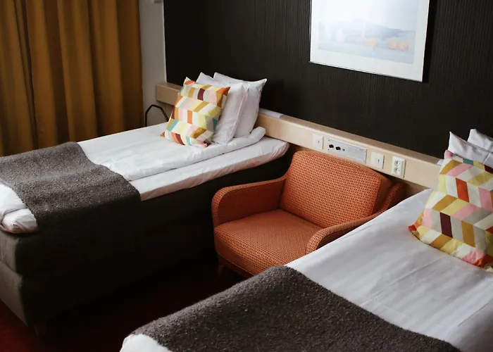 Отель Hotelli Jaemsae *